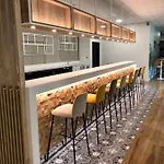 Hotel Atlantique - Lycee Hotelier - Management School Biarritz