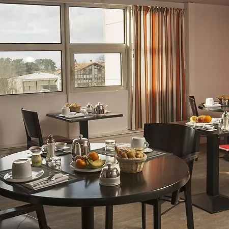 Atlantique - Lycee Hotelier - Management School Otel