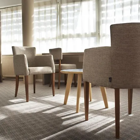 Atlantique - Lycee Hotelier - Management School Otel Biarritz