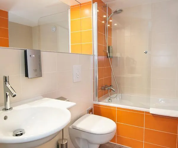 Atlantique - Lycee Hotelier - Management School 3*