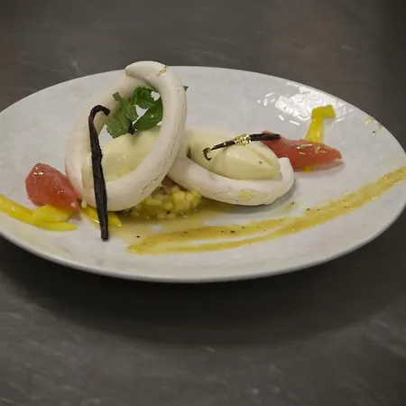 Atlantique - Lycee Hotelier - Management School 比亚里茨