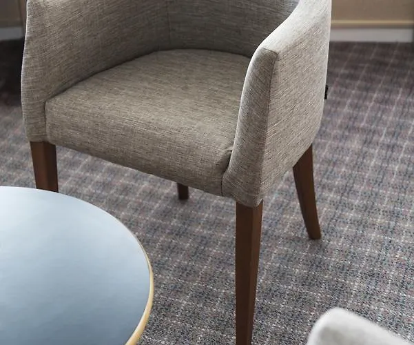 Отель Atlantique - Lycee Hotelier - Management School